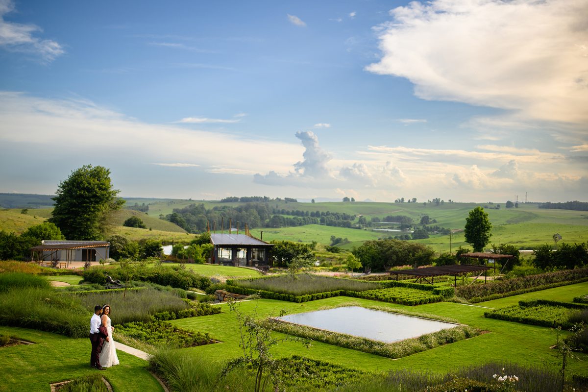 Brahman Hills Garden wedding shoot